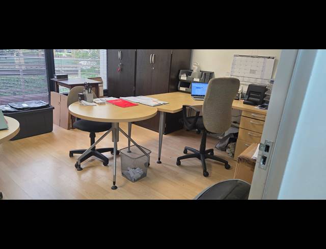 80M² OFFICE TO LET IN SOMERSET PARK